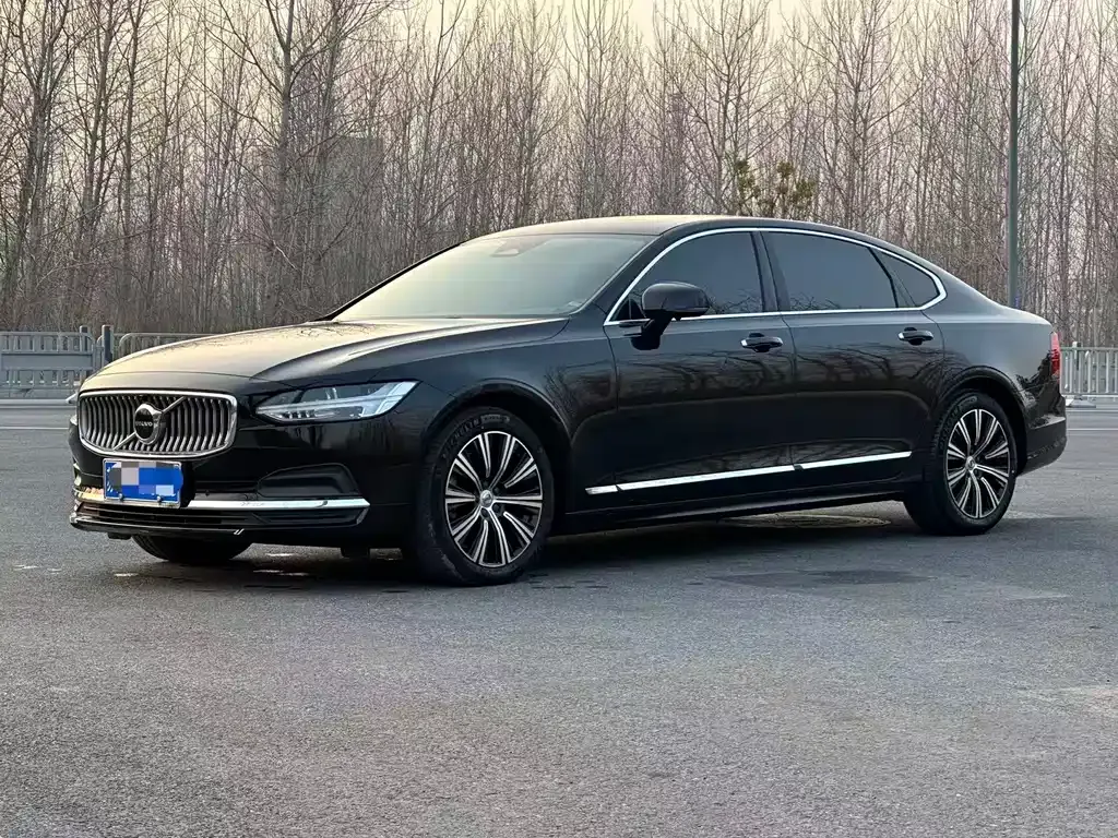 Volvo S90 2022 из CN, фото 1