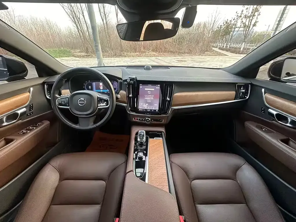 Volvo S90 2022 из CN, фото 10