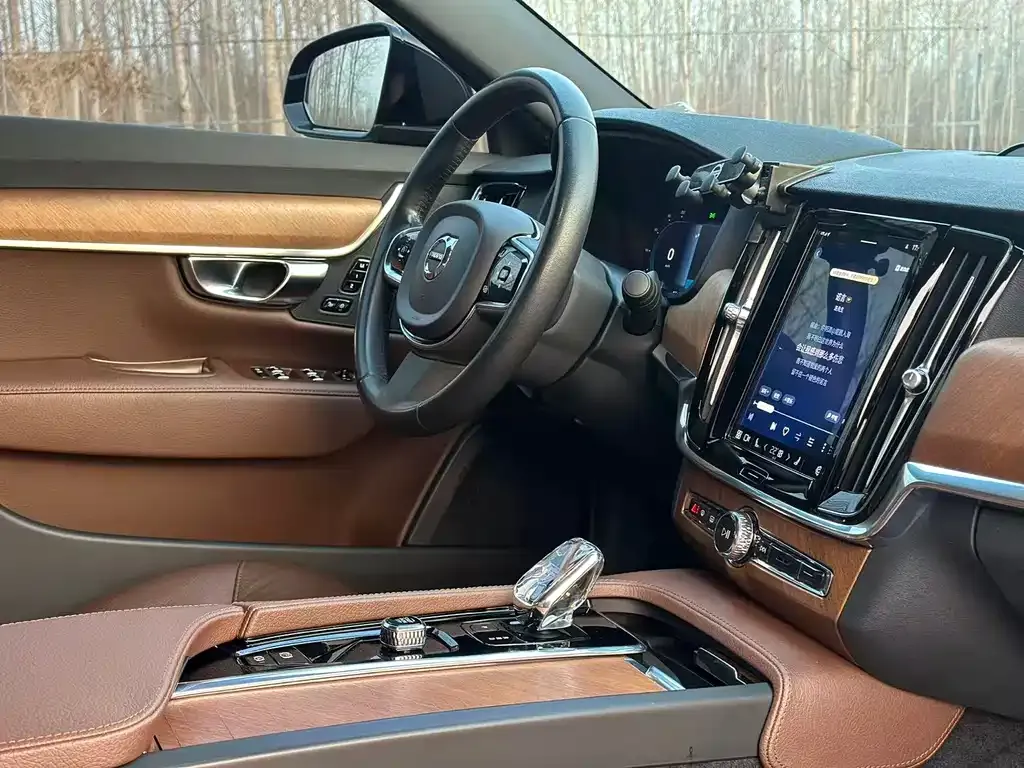 Volvo S90 2022 из CN, фото 8