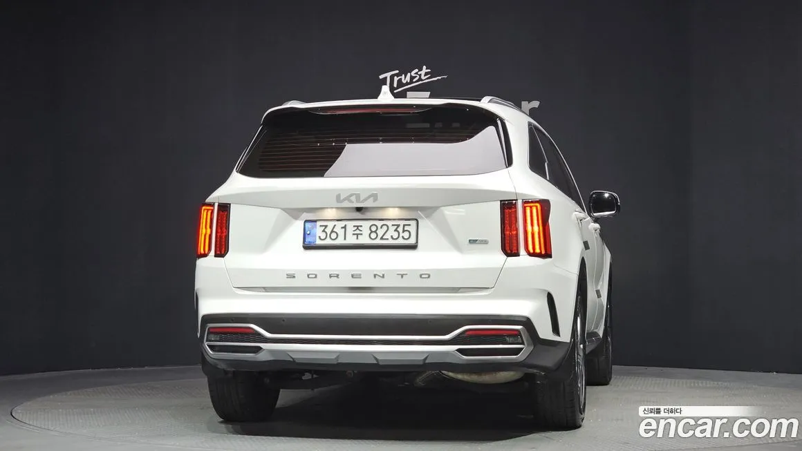 Kia Sorento — фото 6