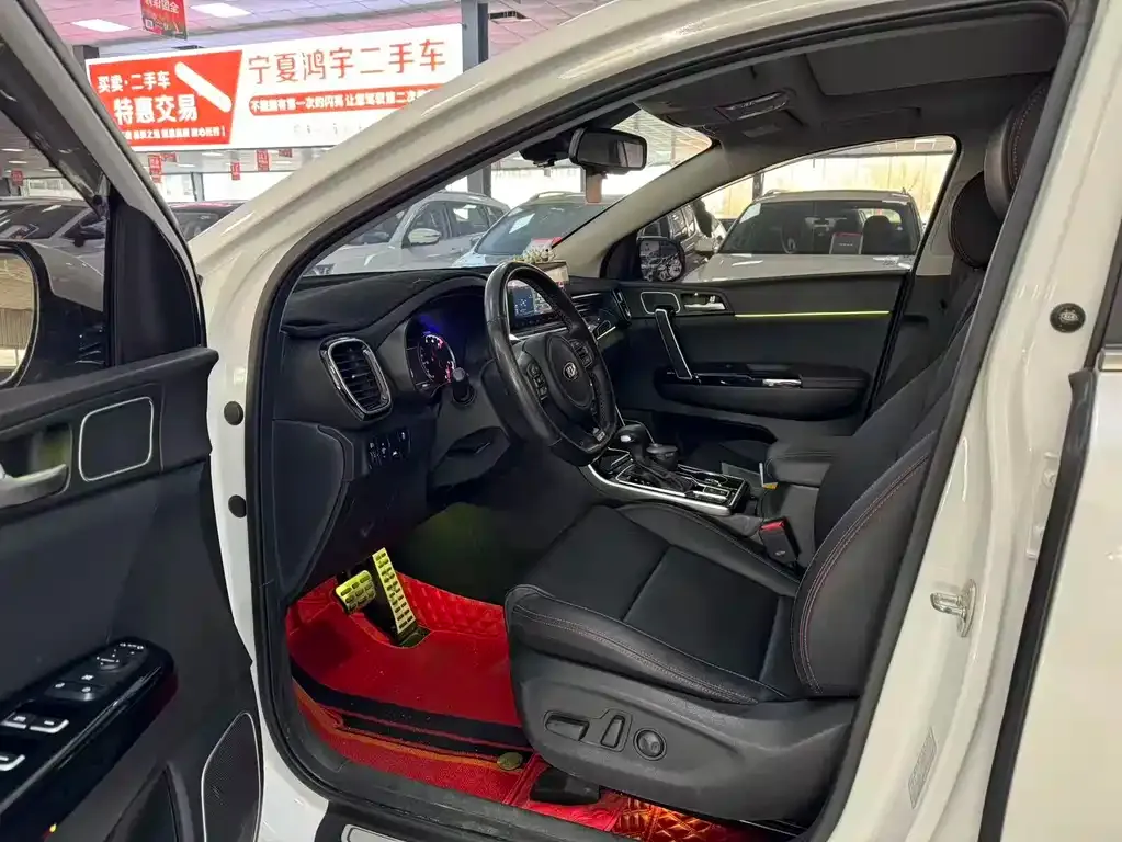 Kia KX5 2021 из CN, фото 3