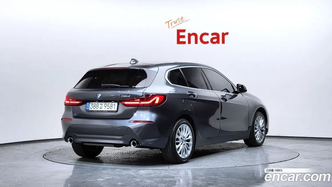 BMW 1-Series 2021 из KR, фото 3