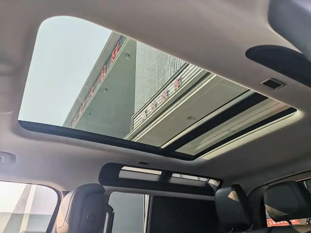 Land Rover Defender 2023 из CN, фото 7