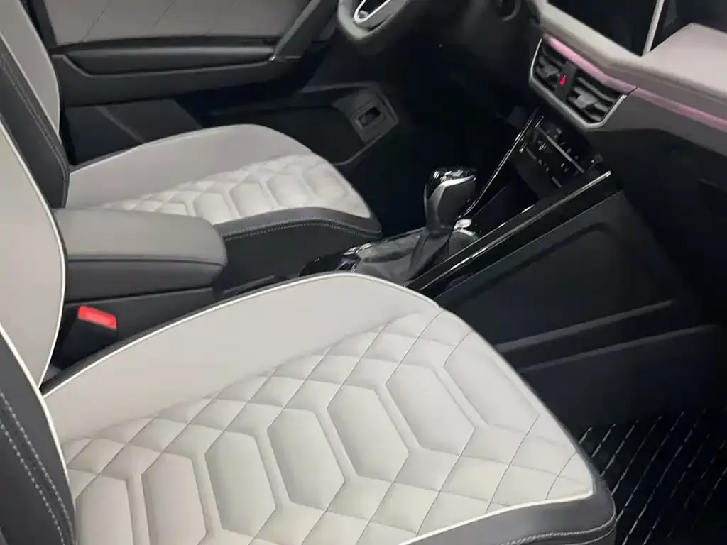 Volkswagen Tayron 2023 из CN, фото 2