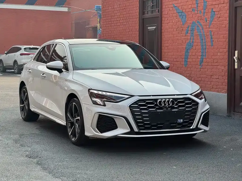 Audi A3 2023 из CN, фото 5