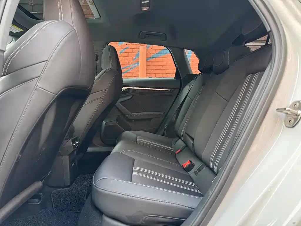 Audi A3 2023 из CN, фото 4