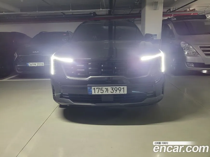 Kia Sorento — фото 1