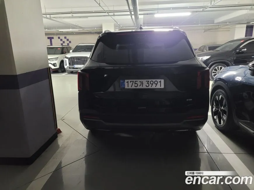 Kia Sorento — фото 5