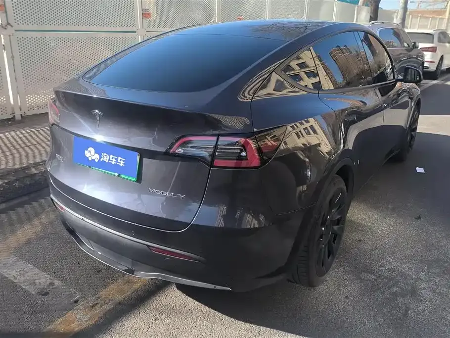 Tesla Model Y 2022 из CN, фото 2