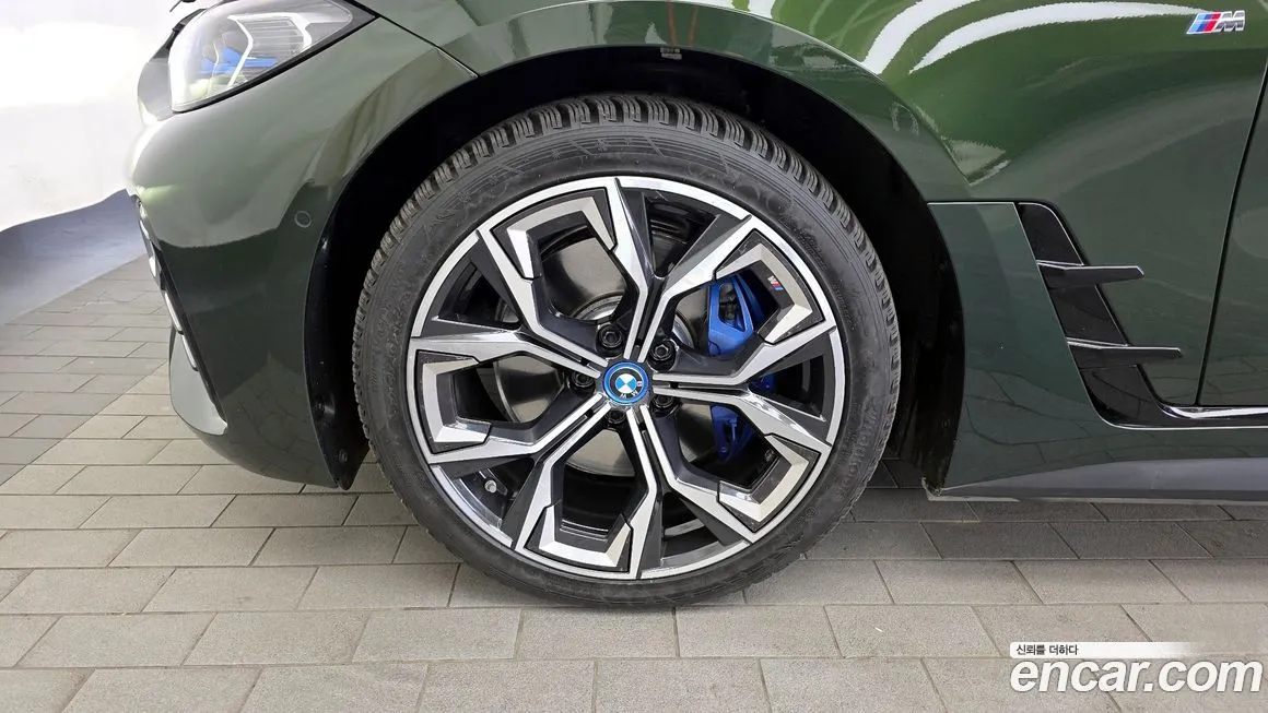 BMW i4 2022 из KR, фото 8