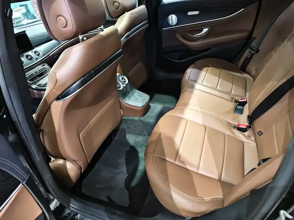 Mercedes-Benz E-Class 2021 из CN, фото 8