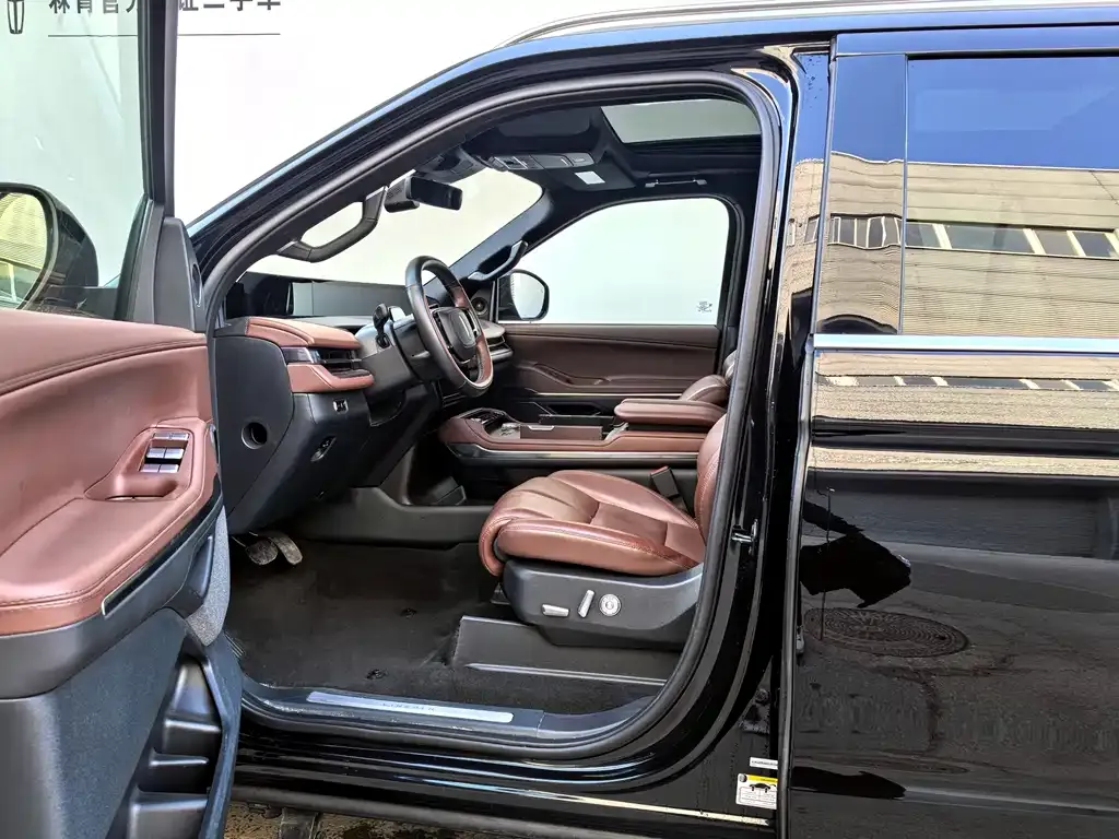Lincoln Navigator 2025 из CN, фото 7