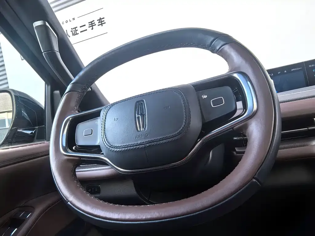 Lincoln Navigator 2025 из CN, фото 2