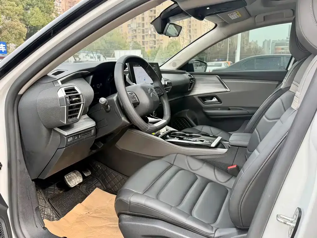 Citroen C5 X 2024 из CN, фото 8