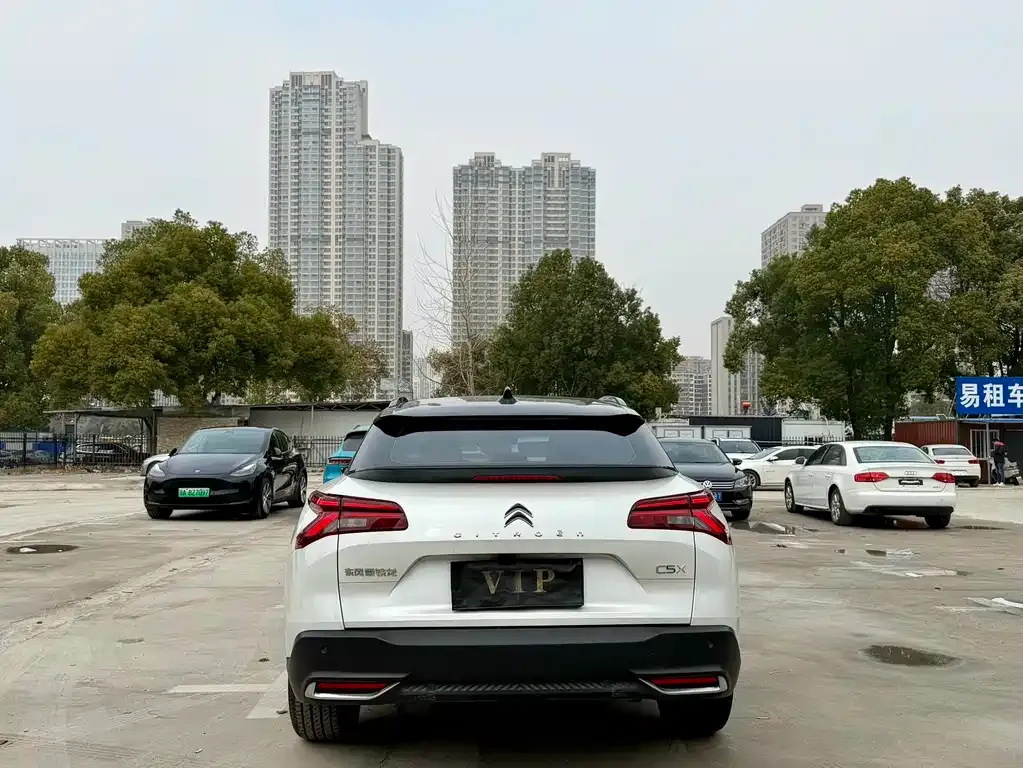 Citroen C5 X 2024 из CN, фото 9