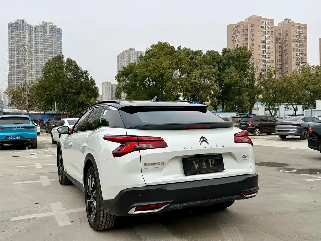 Citroen C5 X 2024 из CN, фото 4