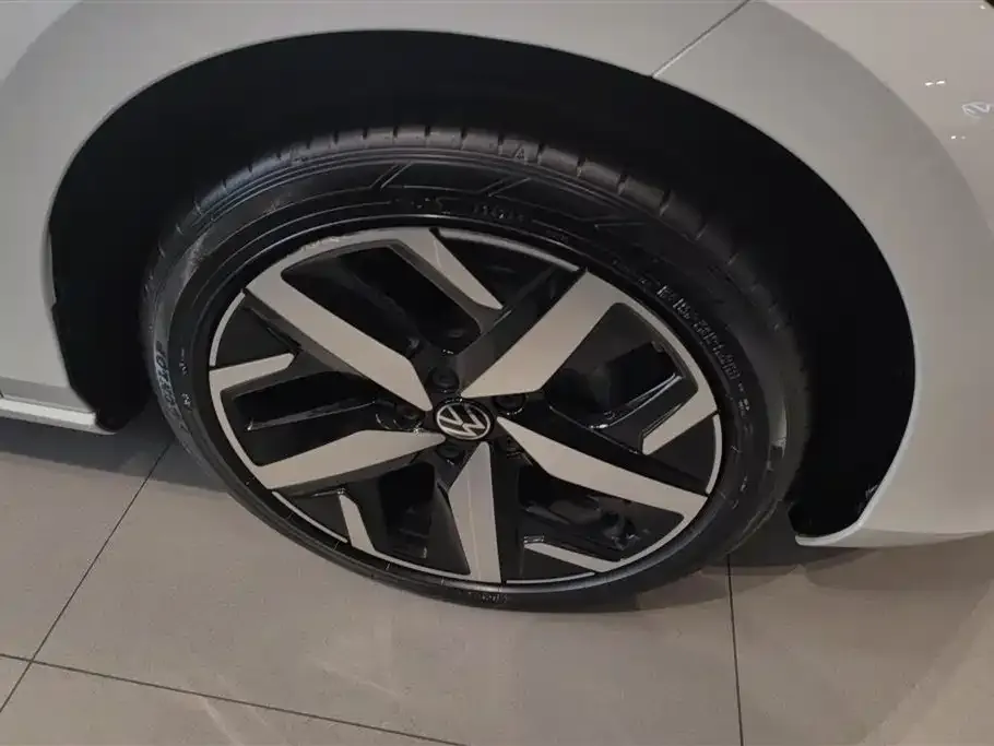 Volkswagen Lamando 2024 из CN, фото 4