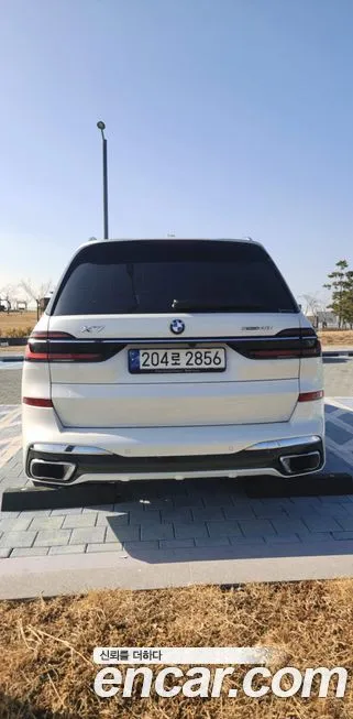BMW X7 2023 из KR, фото 2