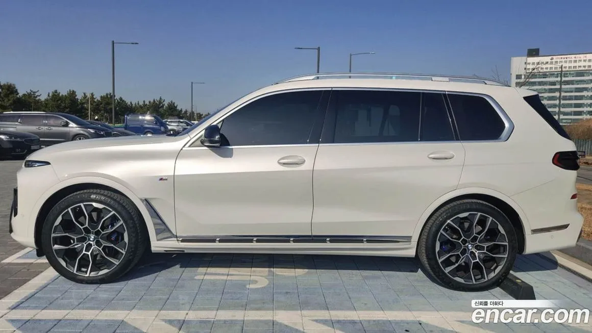 BMW X7 2023 из KR, фото 7