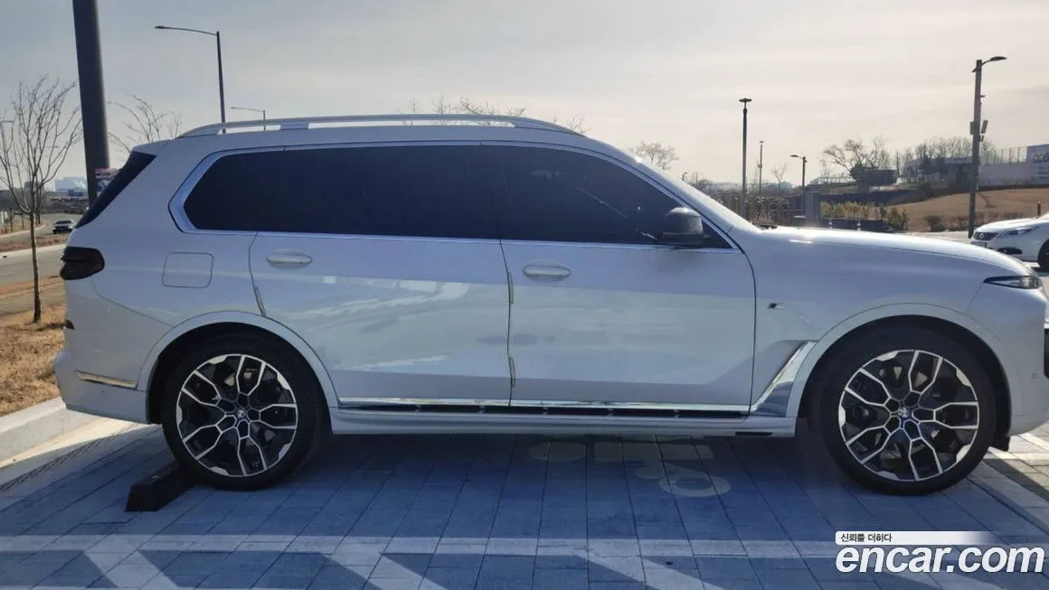 BMW X7 2023 из KR, фото 4