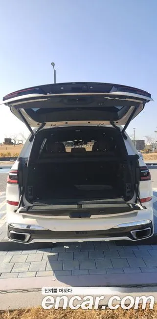 BMW X7 2023 из KR, фото 3