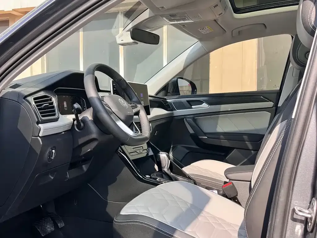 Volkswagen Tayron 2023 из CN, фото 2