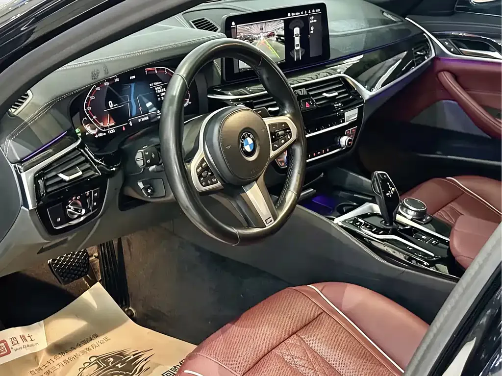 BMW 5 Series — фото 10