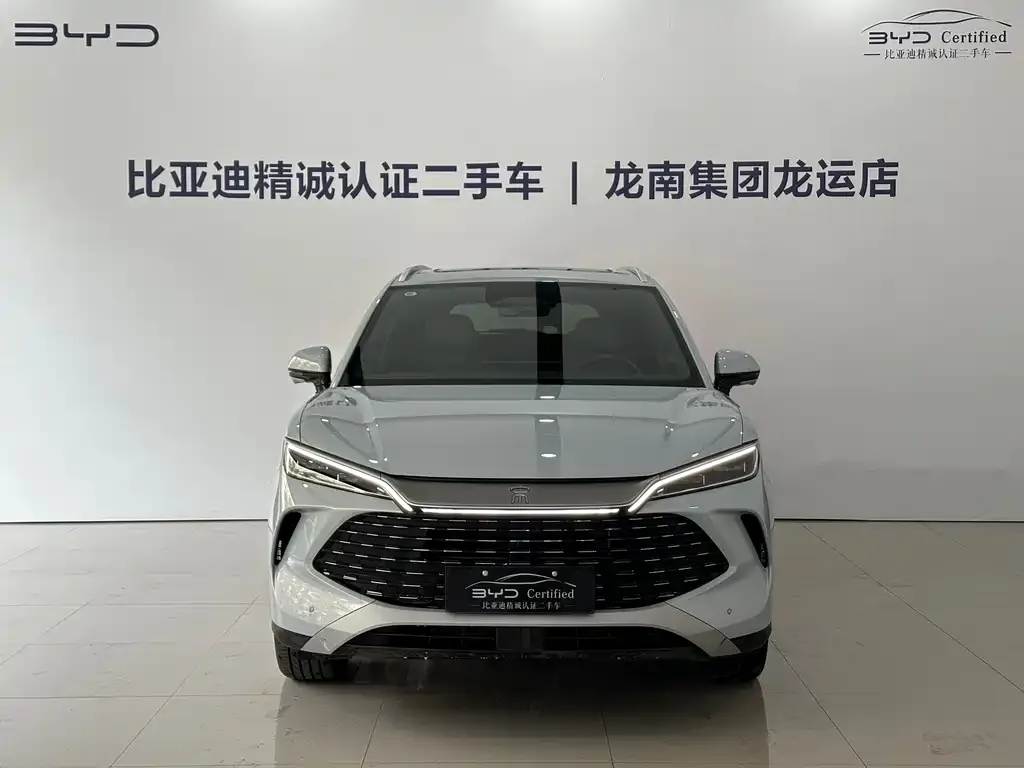 BYD L DM-i — фото 3