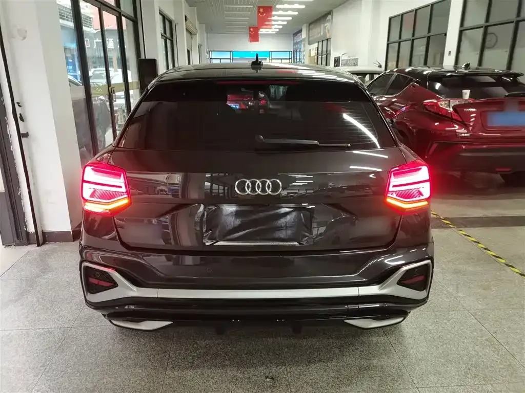 Audi Q2L 2022 из CN, фото 4