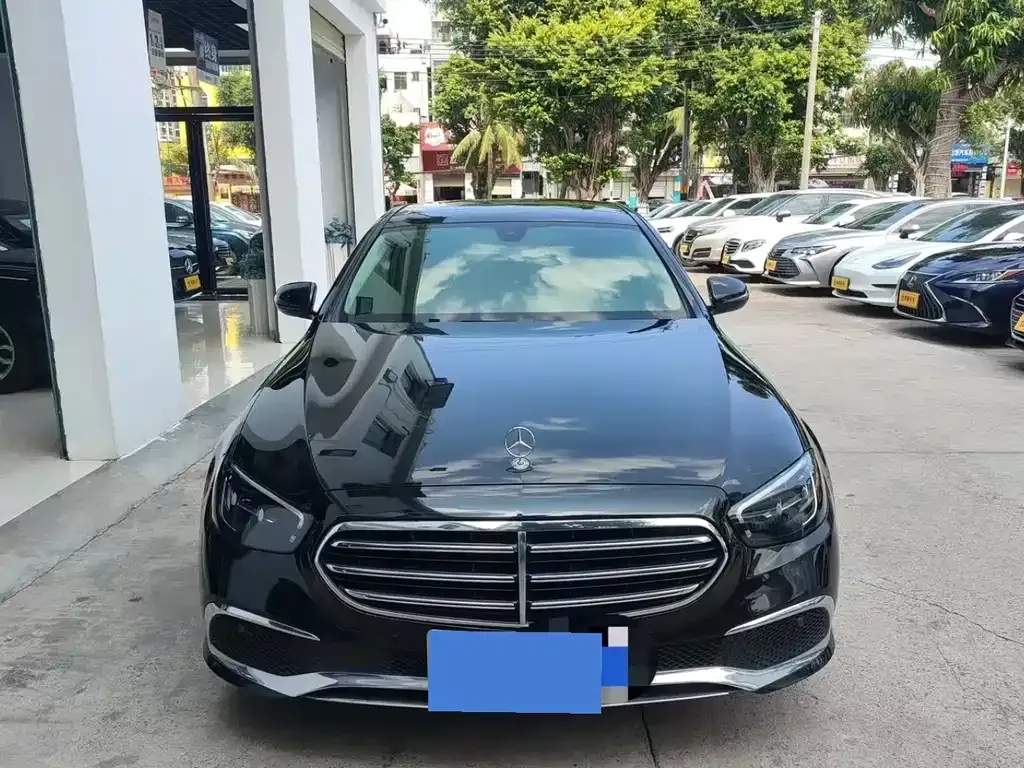 Mercedes-Benz E-Class 2023 из CN, фото 6
