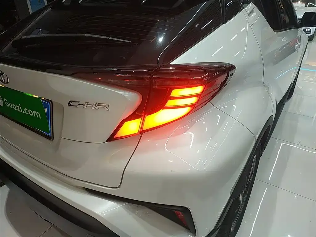 Toyota C-HR 2022 из CN, фото 8