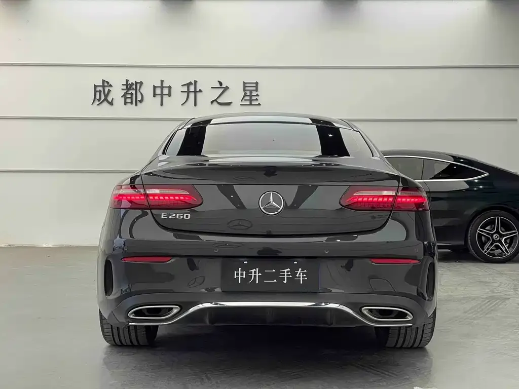 Mercedes-Benz E-Class (Import) — фото 4