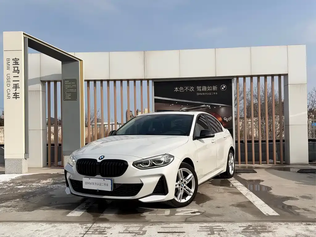 BMW 1 Series — фото 1