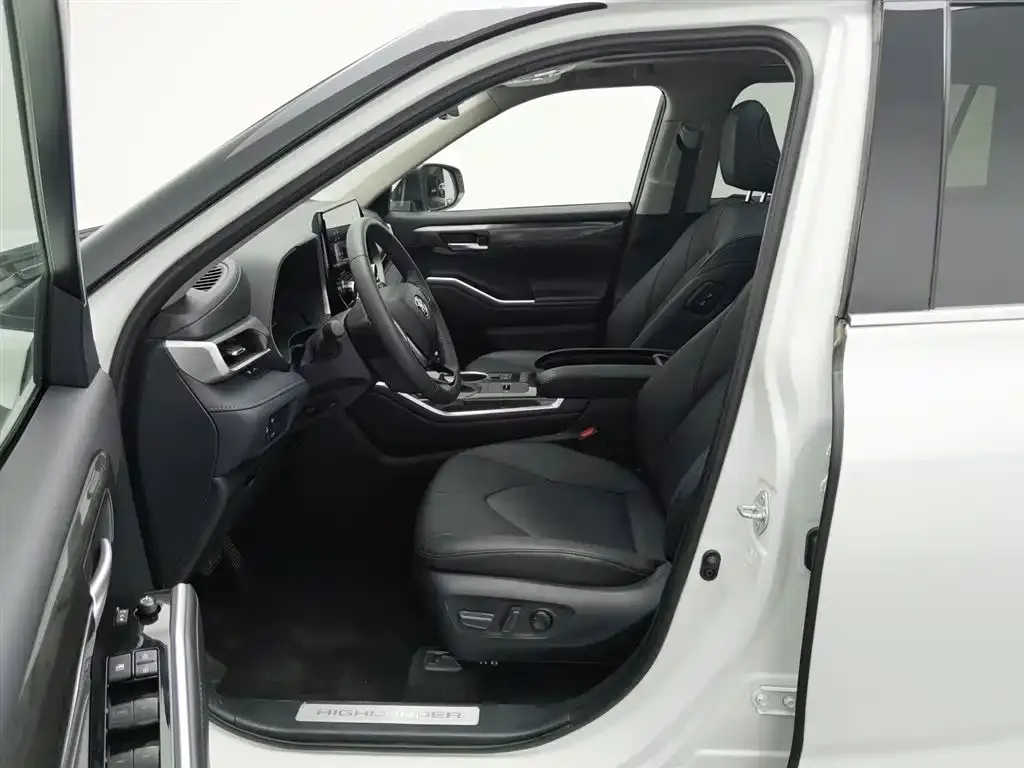 Toyota Highlander 2024 из CN, фото 10