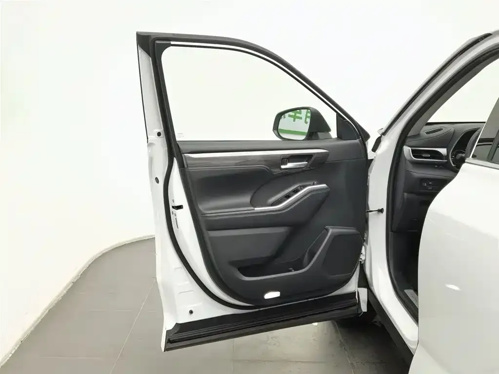 Toyota Highlander 2024 из CN, фото 7