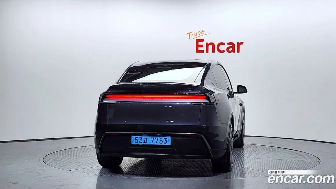 Tesla Model Y 2025 из KR, фото 8