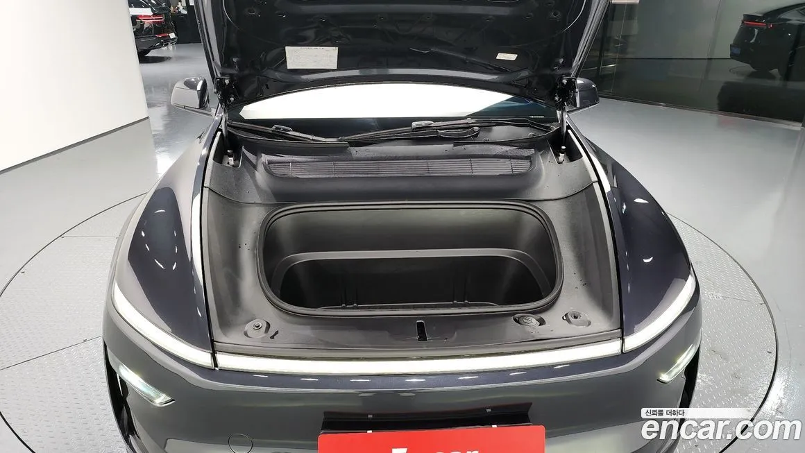 Tesla Model Y 2025 из KR, фото 3
