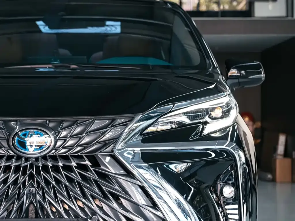 Toyota Sienna 2023 из CN, фото 8