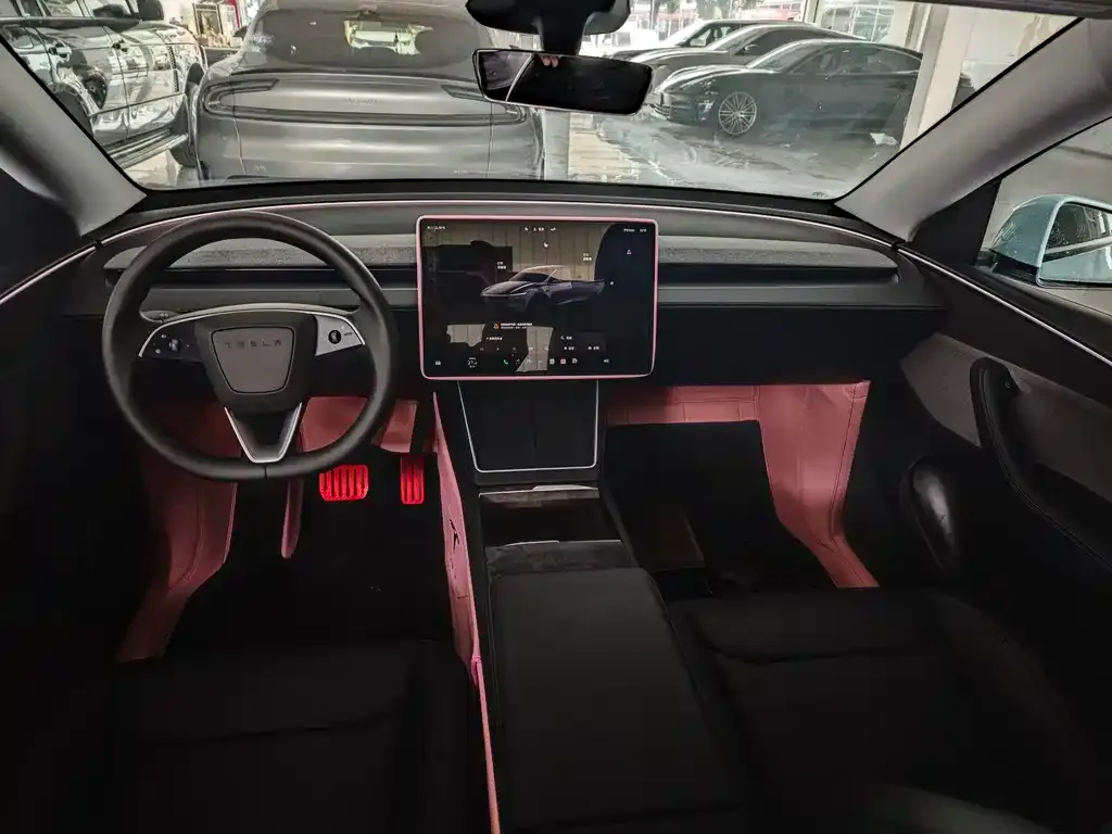 Tesla Model Y 2025 из CN, фото 10