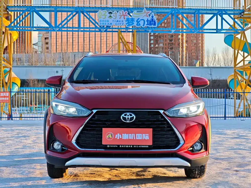 Toyota Yaris L — фото 10