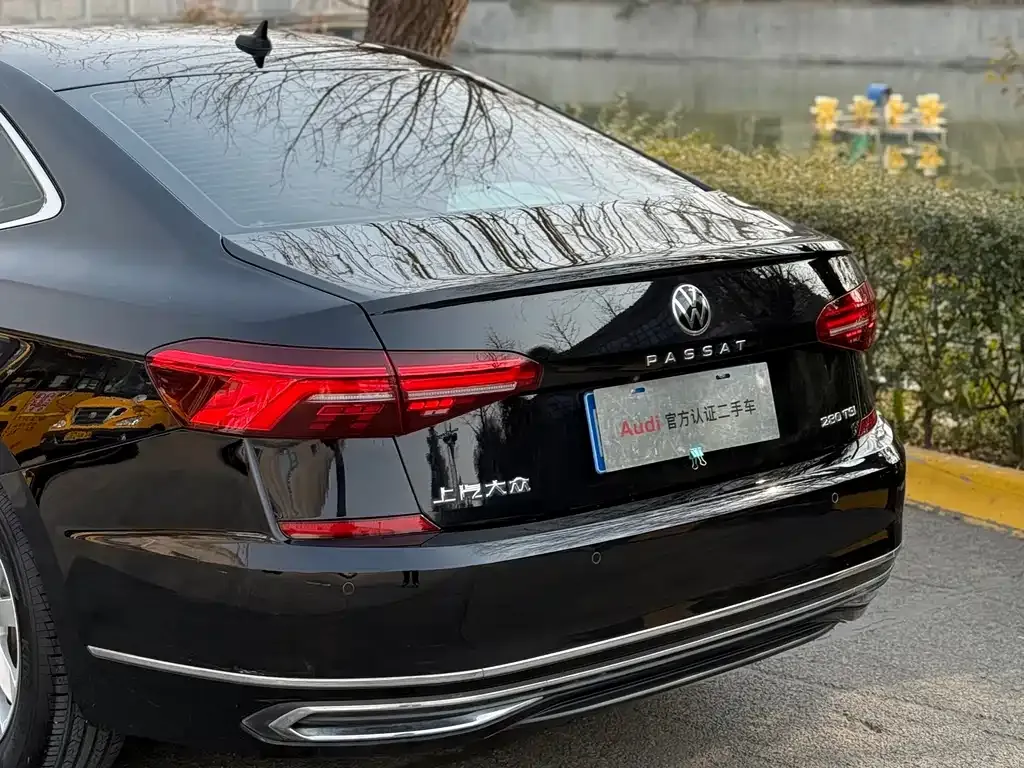 Volkswagen Passat 2021 из CN, фото 8