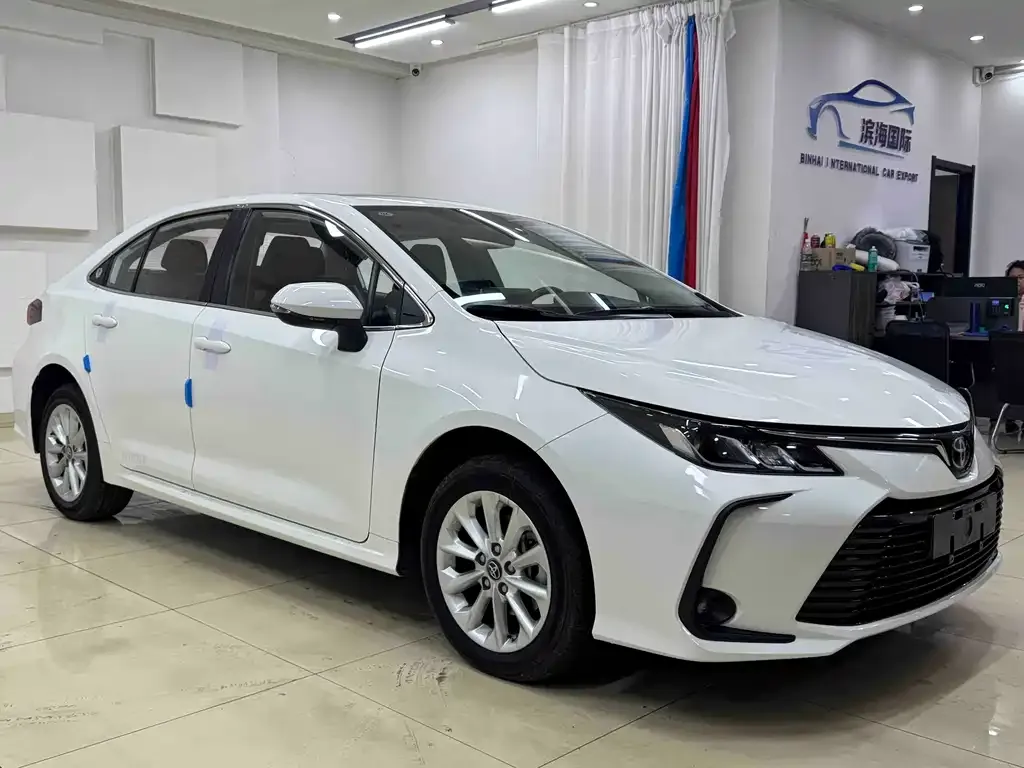 Toyota Corolla 2022 из CN, фото 10