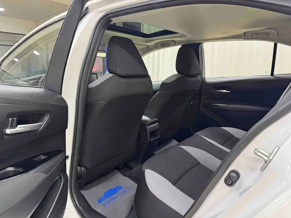Toyota Corolla 2022 из CN, фото 4