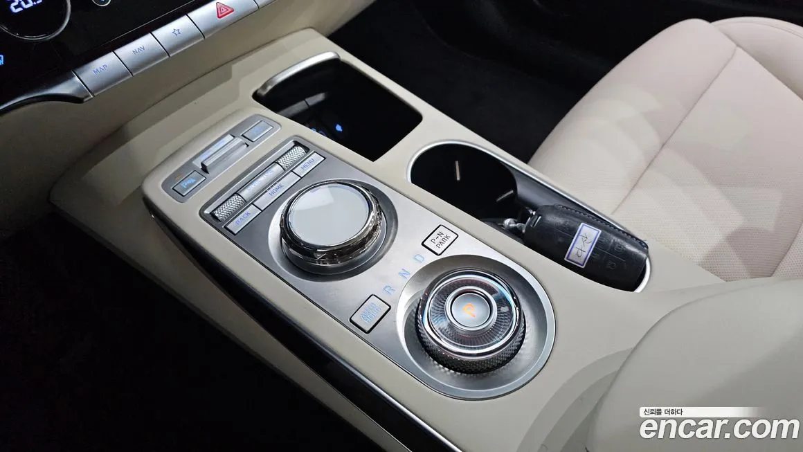 Genesis GV70 — фото 10