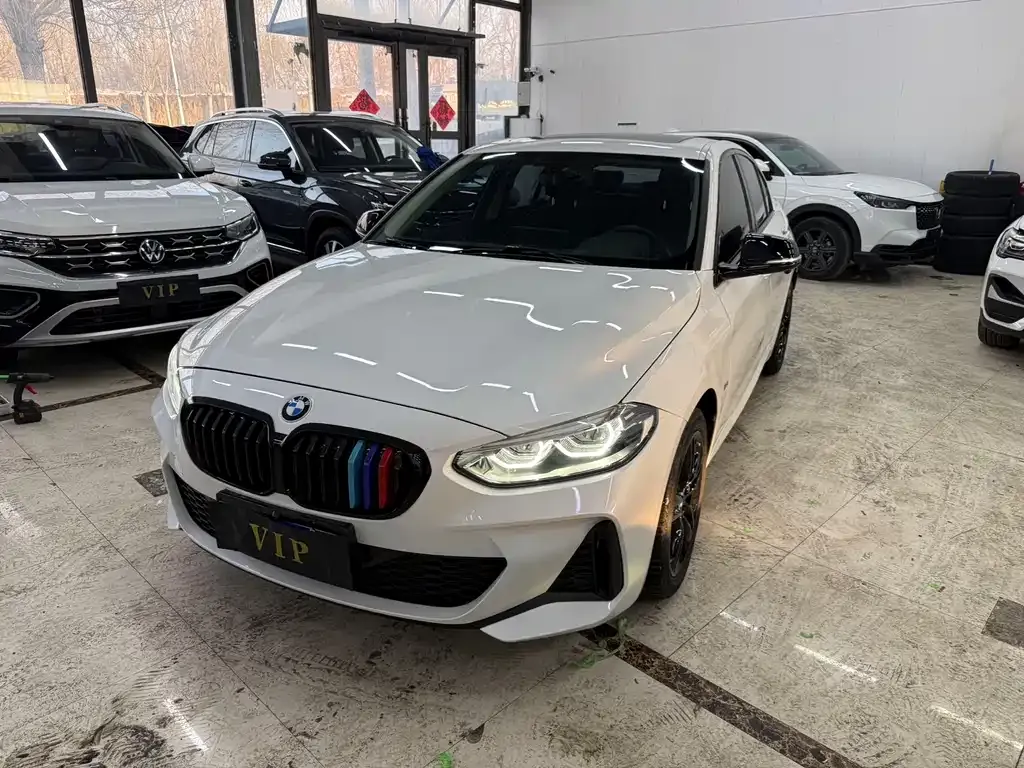 BMW 1 Series — фото 1