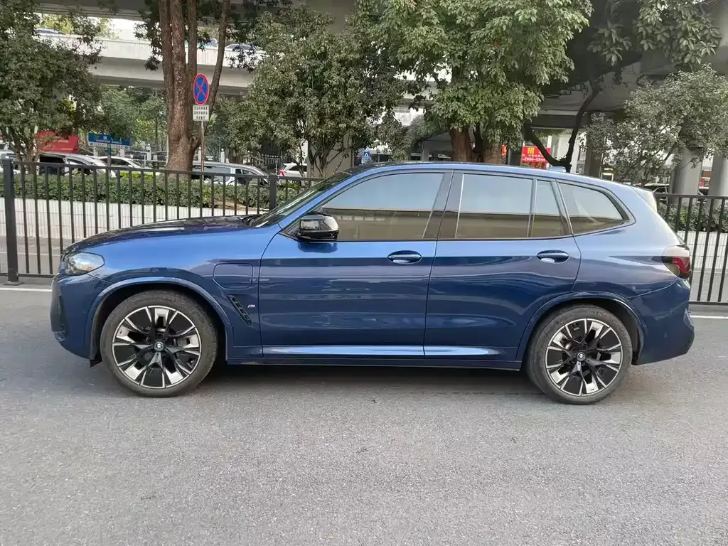 BMW iX3 2022 из CN, фото 7