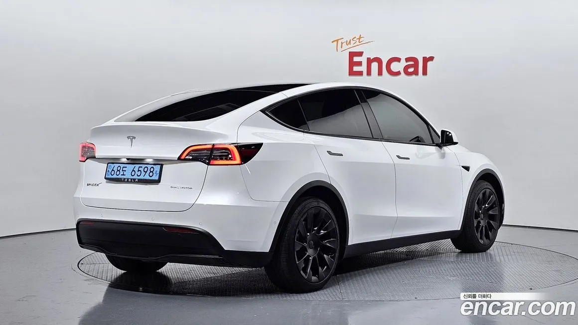 Tesla Model Y 2021 из KR, фото 3