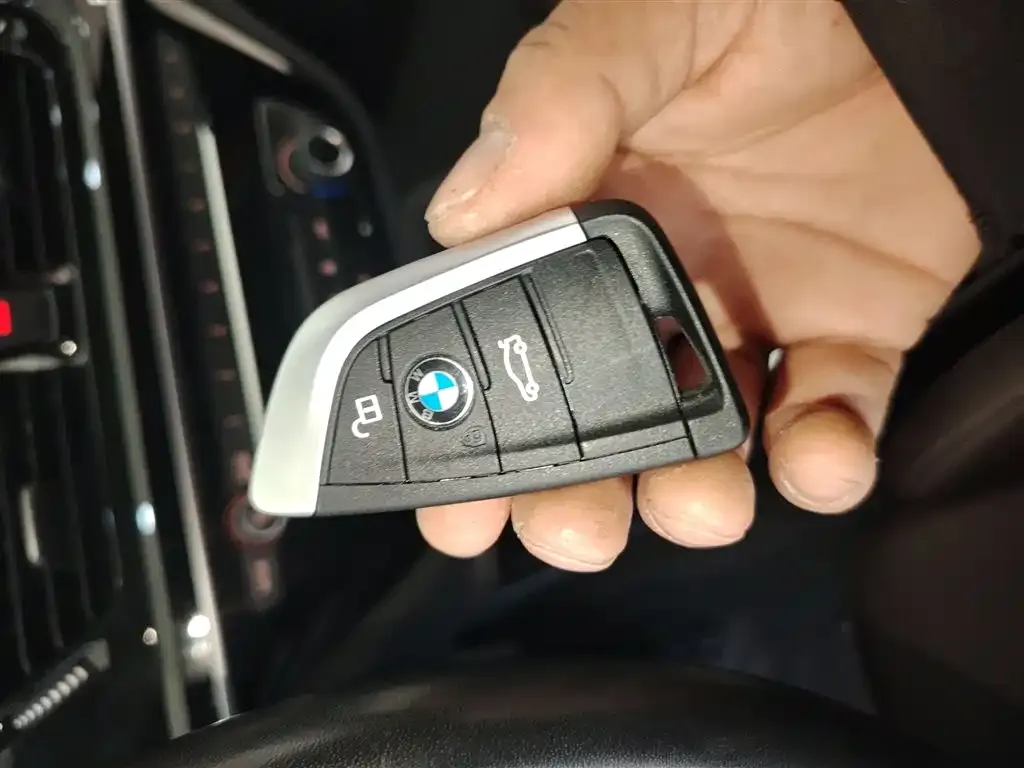BMW 1 Series 2023 из CN, фото 3