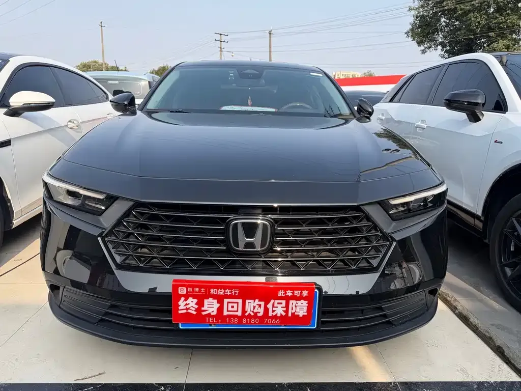 Honda Accord — фото 7