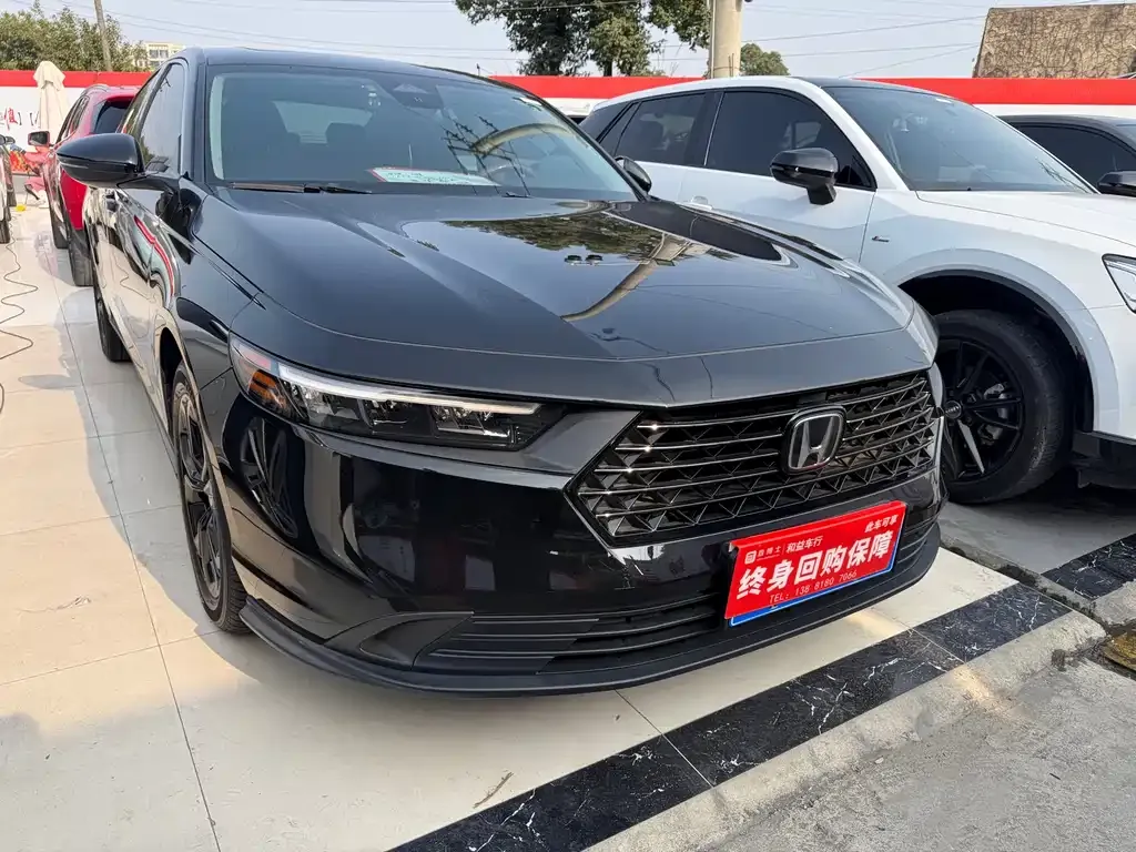 Honda Accord — фото 9